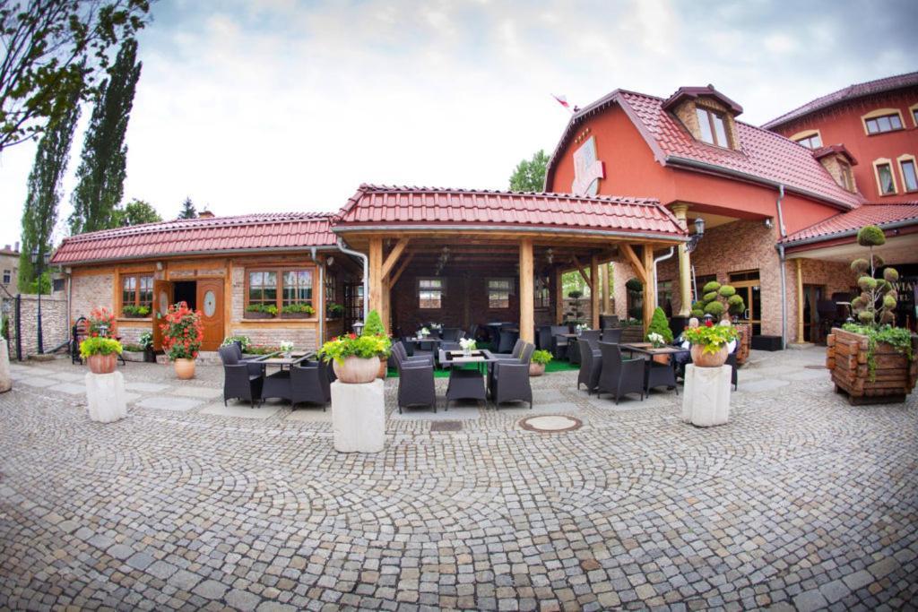 Olawian Hotel Olawa Exterior photo